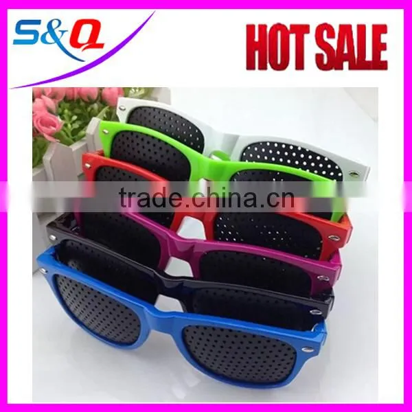 Wholesale Fashion Pinhole Glasses Eyesight Vision Improve Sunglasses Eyeglasses Eyewear