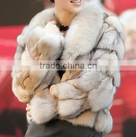 Ladies' Fox Fur Jacket With Big Fox Collar