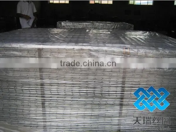 High Quality of Galvanized and Black Steel Welded Wire Mesh Panel photo-2