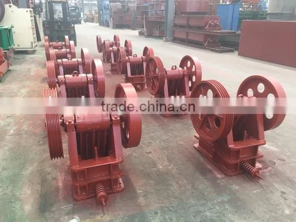 PE150*250 Mini Stone Jaw Crusher, Small Mobile Jaw Crusher for Sale photo-3
