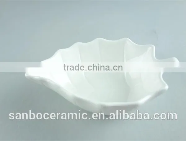 Stock Cheap Popular Small White Porcelain Leaf-shaped Dish photo-2