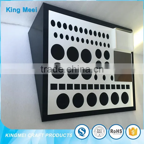 High Quality Custom Acrylic Cosmetic Display Stand photo-4
