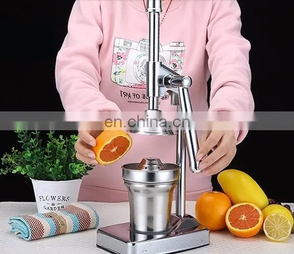 Hand Pressing Juice photo-2