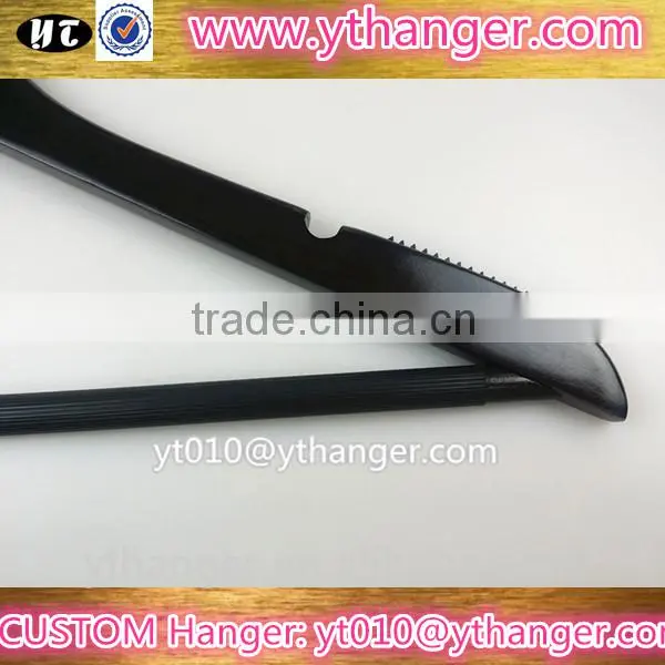 YY0528 Bulk Cheap Flat Wooden Hanger Hotel Closet Hanger photo-3