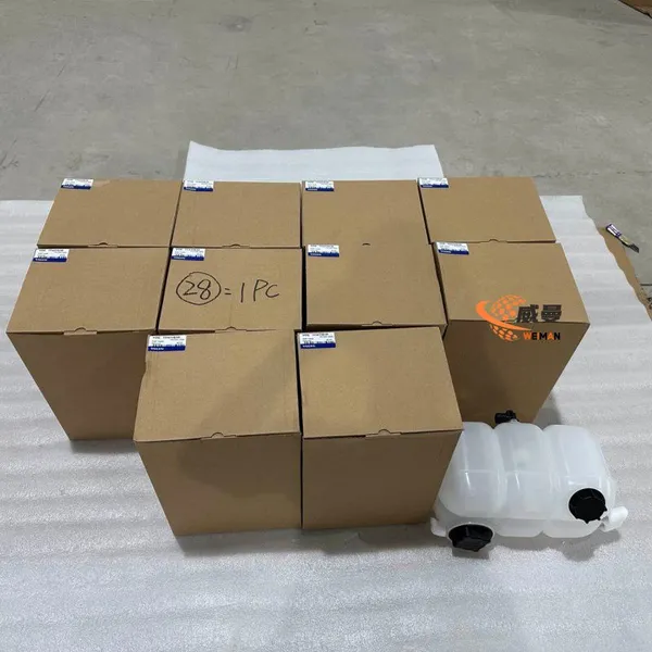 VOE17411510 Expansion Tank Volvo Engine Cooling Water Tank Assembly photo-4