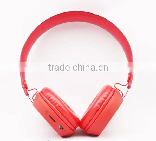 Hot Beautiful Shape Stereo Wired Headphone photo-2