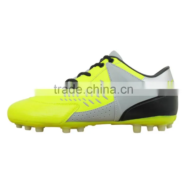 Low Price Latest Hot Sale Soccer Running Fashion Men Sport Shoes