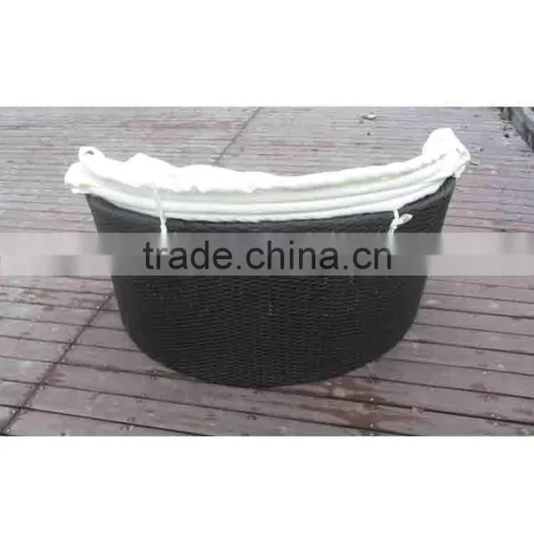 Hot Sale Wicker Dog Bed With Canopy for Dogs photo-5