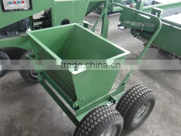 Popular Synthetic Grass Sand Spreader photo-4