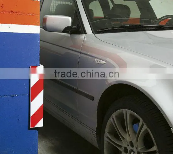 Wholesale Red-White Against Paintwork Damage Garage Door Corner Protector Foam photo-2