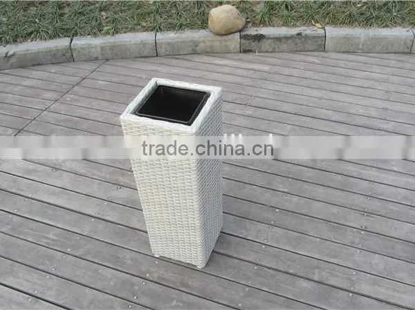 White Outdoor Square Rattan Flowerpot Sets Garden Supplies photo-5