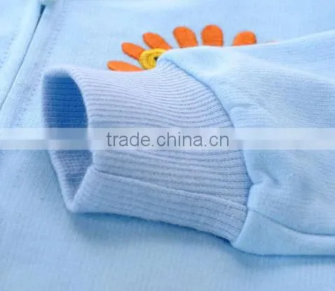 China Wholesale Fashion Innovation High Performance Girls/kids Outdoor Apparel photo-4