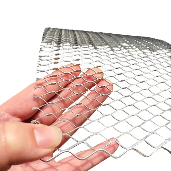 Expanded Metal Lath Sheet EML 8x2 2438mm X 685mm Galvanised Steel Used As a Key for Internal and External Plaster