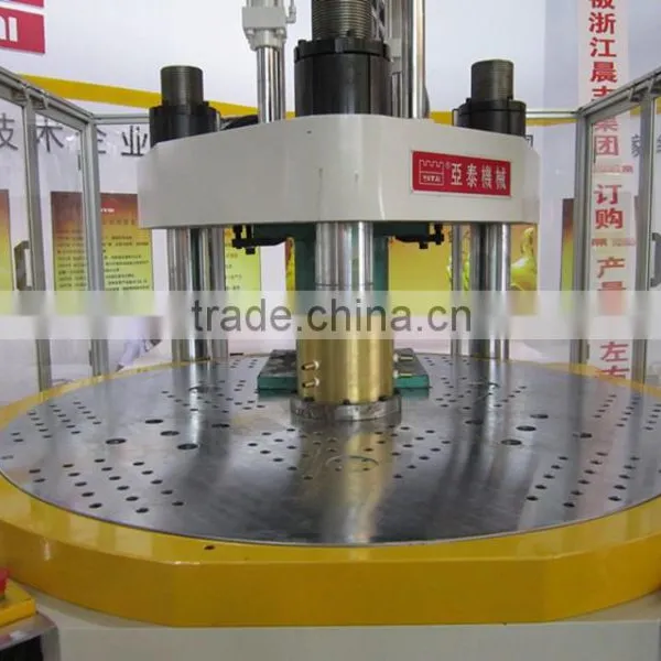 INJECTION MACHINE photo-3
