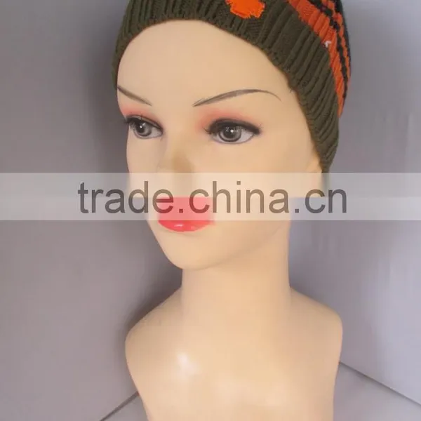 Wholesale Best Selling Knitted Fabric 100%Acrylic Beanie Hats With a Ball photo-4