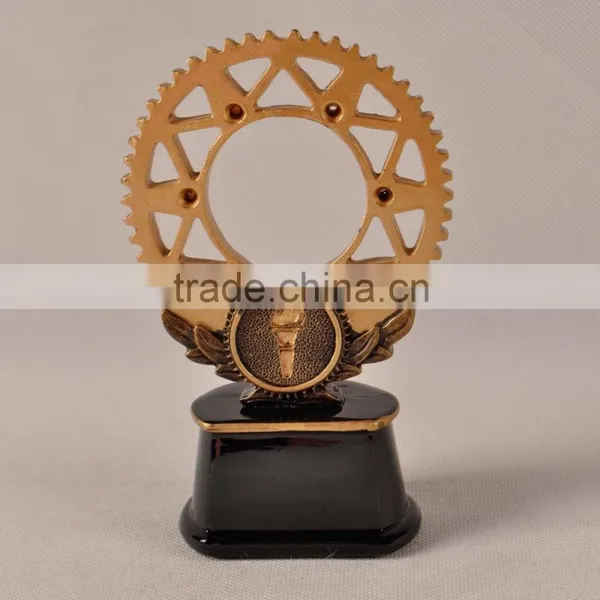 Souvenir Items Gear Trophy