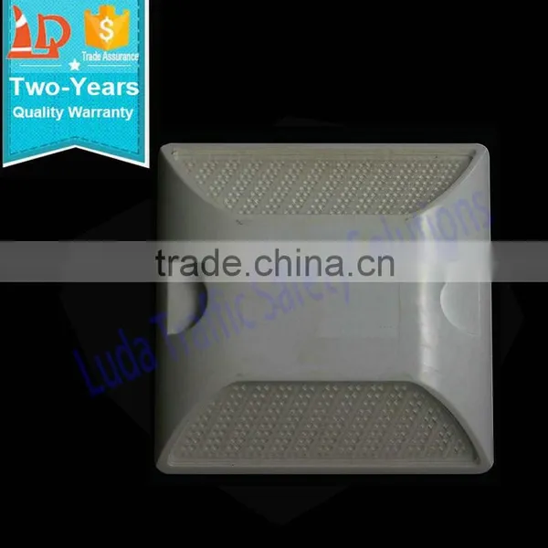 ABS Plastic Road Stud With Factory Price photo-3