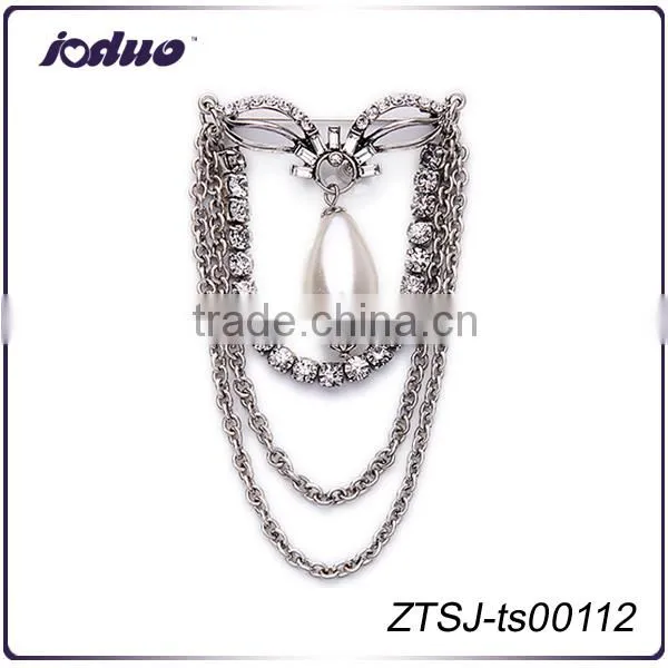 Fashion Elegant Pearl Design Multilayer Personality Brooch