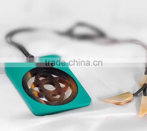 Buffalo Horn Necklace With Lacquered Finishing photo-3