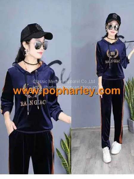Factory Wholesale woman gold velvet sportswears