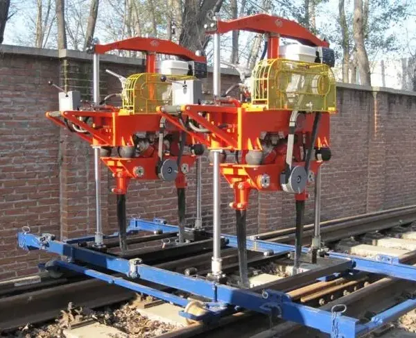 YCD-2 Hydraulic Railway Turnout Tamping Machine for Track Maintenance photo-3