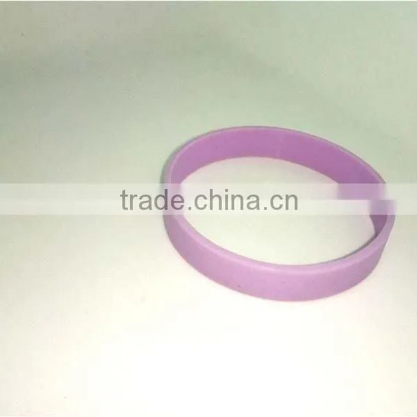 Soild Color Purple Fashion Silicone Sport Bracelet Hand Chain Waterproof Chains