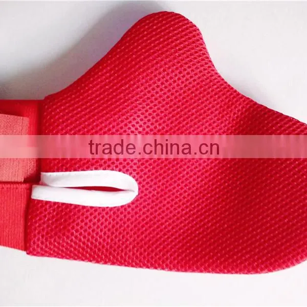 Hot Cut Hand Shaped Dogs & Cats Pet Grooming Bath Massage Glove Brush Comb photo-4