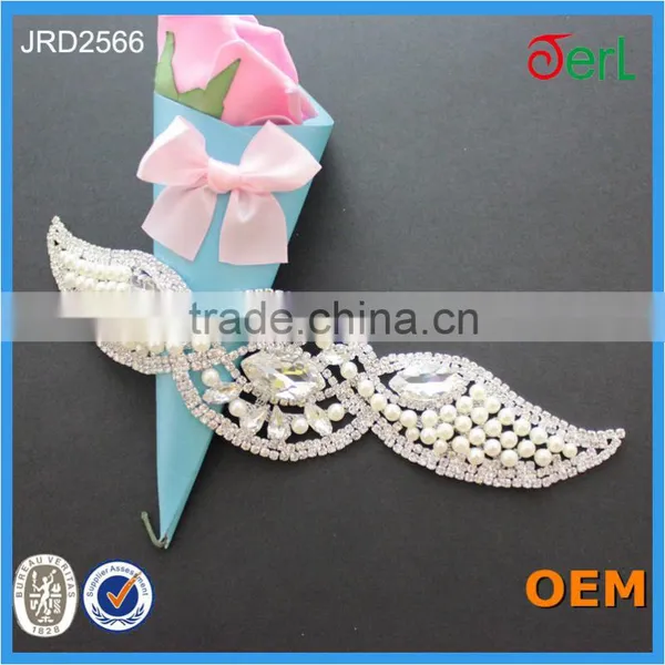 Fashionable Wholesale Bridal Rhinestone Applique for Decoration photo-3