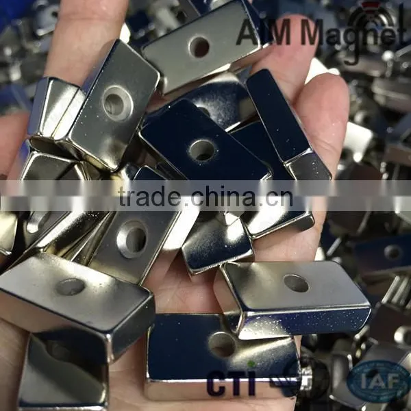 Neodymium Magnet Block With Screw Hole photo-4