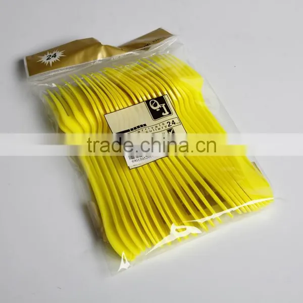 Colorful Disposable Plastic Fork for Dessert or Fruit photo-3