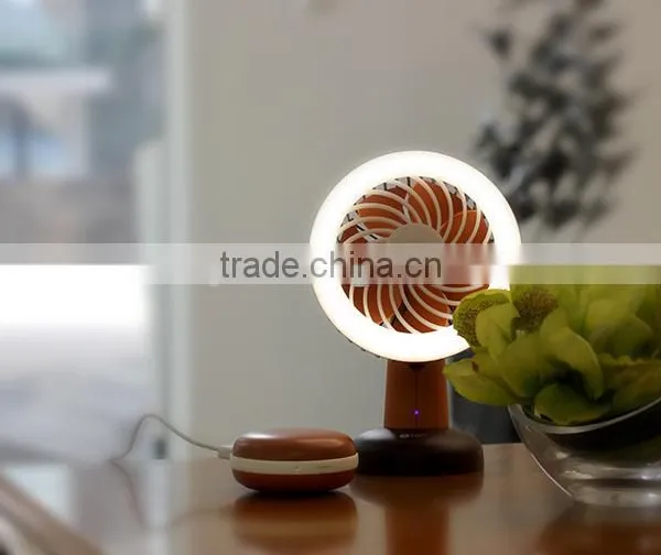 Pocket LED Light Fan Personal Table Light Fan With Built-in Battery photo-4