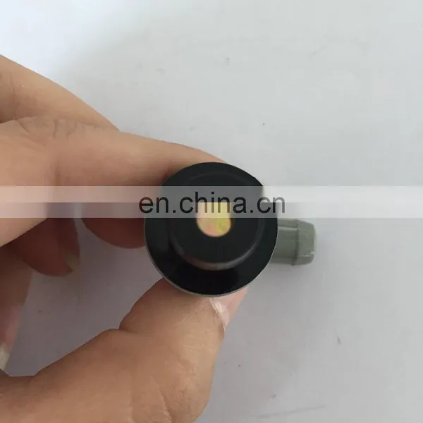 Engine Exhaust Valve Cover PCV Valve for Toyo-ta OEM 12204-11040 photo-3
