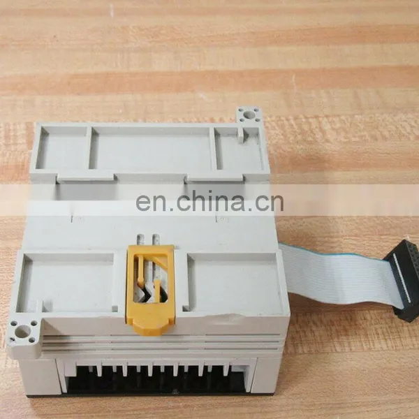 OMRON CPM1A-20EDR1 CPM1A20EDR1 PLC Expansion Unit Original New in Box photo-4