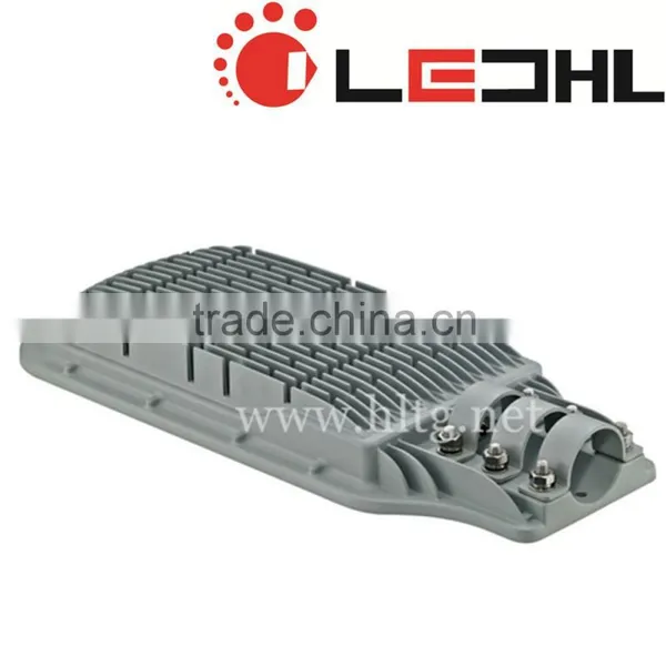 30w LED Street Light, LED Outdoor Lightng IP66 5years Warranty CE ROHS Certification photo-2