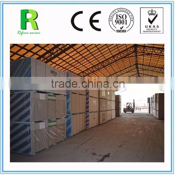 High Quality Flame Retardant PVC Laminated Gypsum Ceiling Tile photo-4