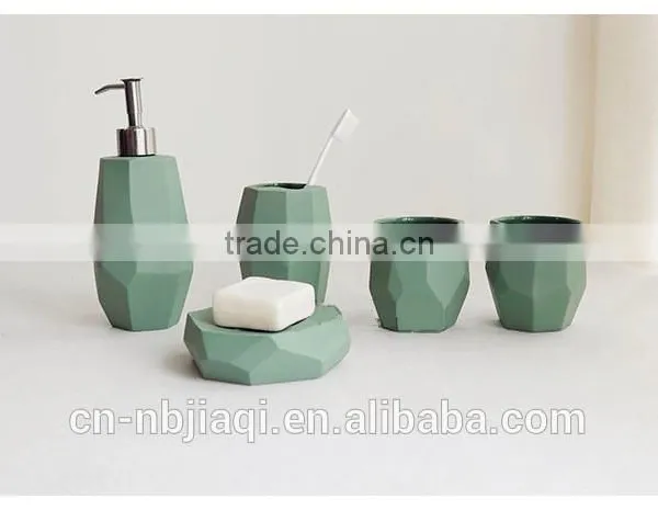 6pcs of Creative European Style Bathroom Accessories Set photo-2