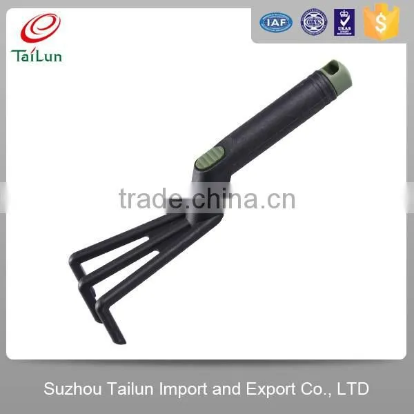 smalll safe plastic rake for kids