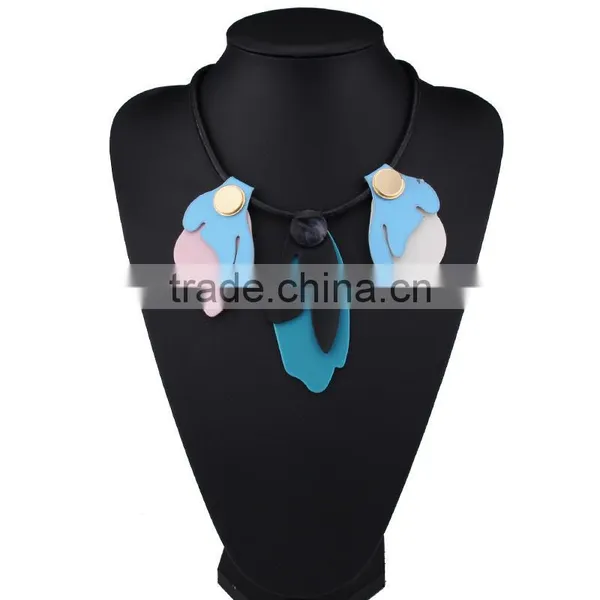 The New Big Brand Colorful Arcylic Leaf Pendant Necklace for Womens photo-3