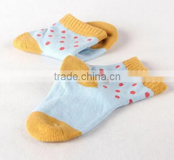 2017 Personalized Your Own Brand Logo Design Private Label Eco Friendly Bamboo Fiber Sport Simple Plain Kids Socks photo-3