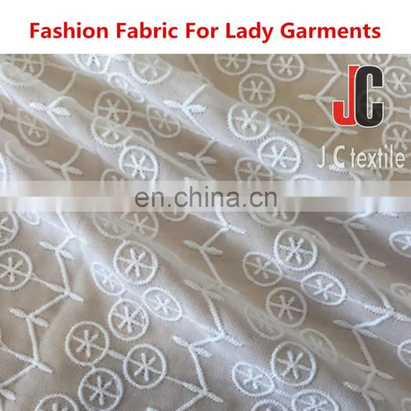 High Quality 100% Polyester Lace Fabric Ladies Fashion Fabric photo-3