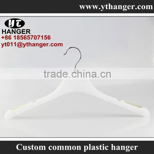 IMY-442 White Plastic Non-slip Hangers for Dress photo-2