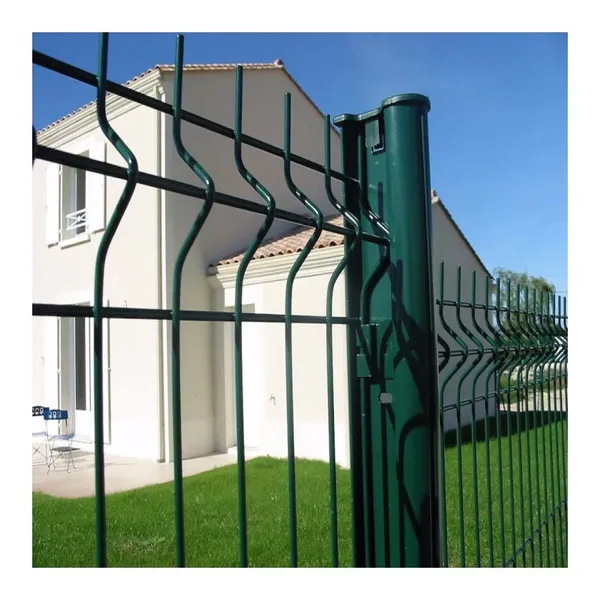 High Quality 3d Curved Fence Panels Green Powder Coated 3D Peach Shaped Post Home Usage Metal Wire Mesh Fence photo-2