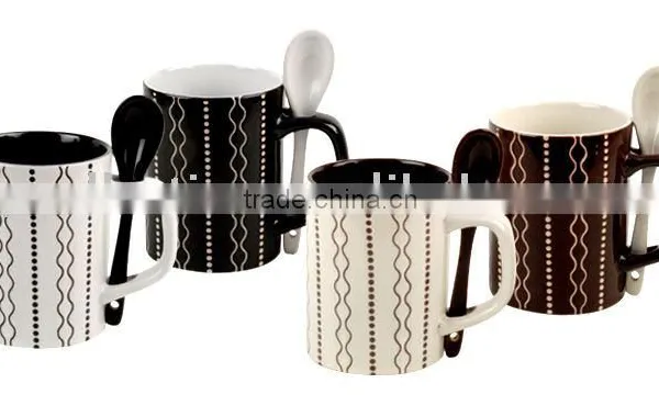 Stoneware Mug With Spoon