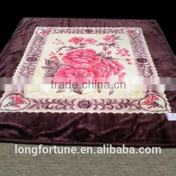 China Suppliers Wholesale Fleece Blankets 100% Polyester Cuddly Super King Size Mink Blanket photo-2