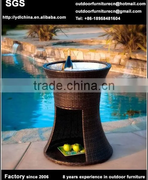 HDPE Rattan Outdoor Ice Chest