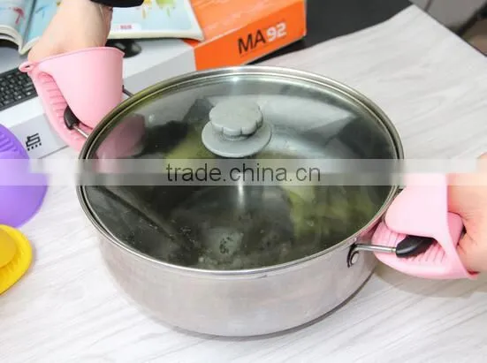 Factory Direct Sale Colorful Silicone Oven Mitts Oven Rack Guard photo-3