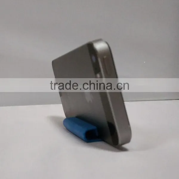 Earbud Cord Wrap & Phone Stand photo-2