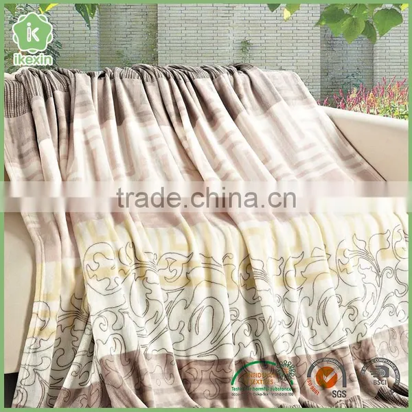 Wholesale Soft Plush Micro Coral Fleece Blanket In Bulk photo-4