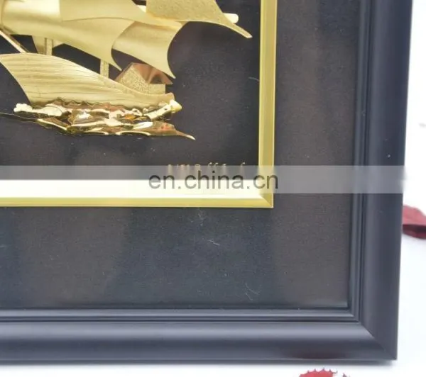 Good Price for 3D Ship Model 24K Gold Photo Frame, Gold Picture Frame For Wall Decoration photo-2