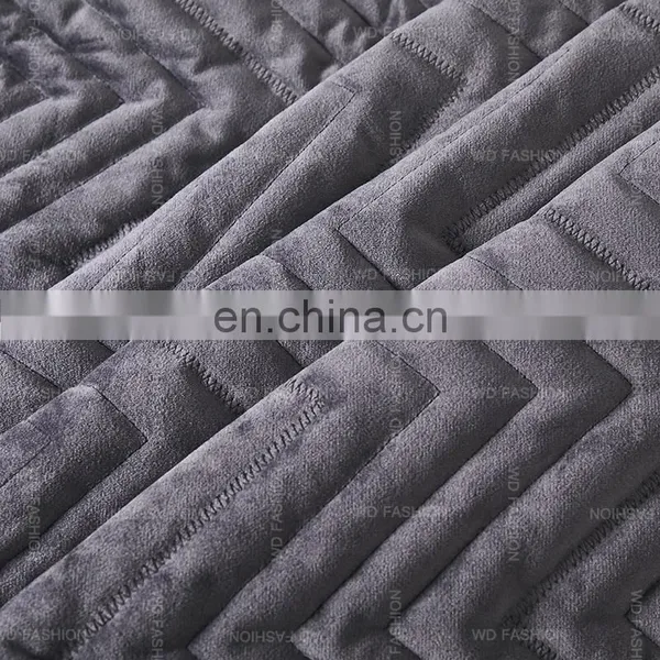 Hotel Bedding King Luxury Coverlet Comforter Set Yarn Dyed Grey Euro Sham Velvet Bedding photo-6